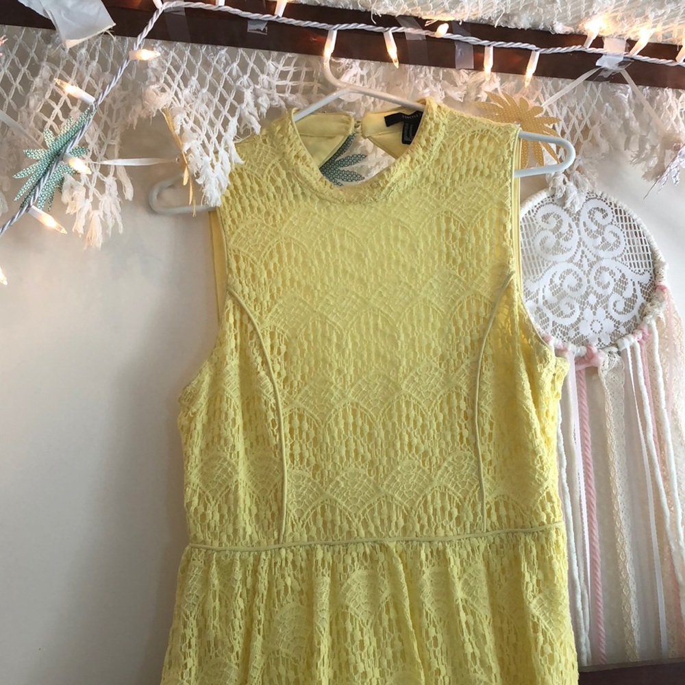 ☀️🌼😊 Pretty yellow sundress F21